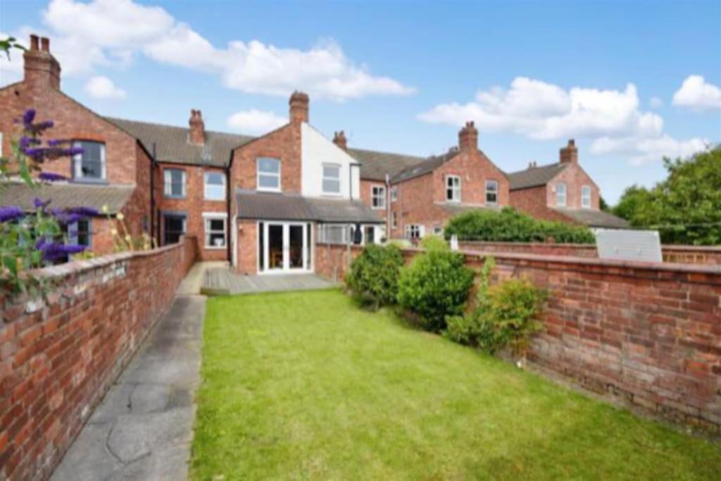 Spacious Victorian Townhouse With Cathedral Views Lincoln Dış mekan fotoğraf